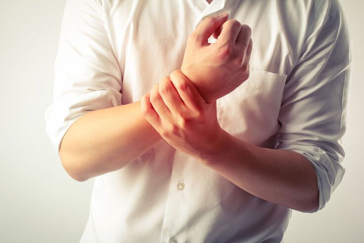 Numbness of the hands due to osteochondrosis of the cervical spine